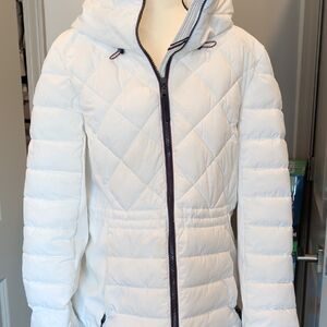 Tommy Hilfiger Women's White Puffer Jacket